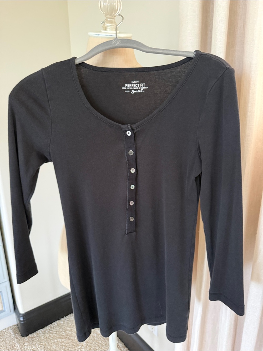 J. Crew Black 3/4 Sleeve Perfect Fit Top